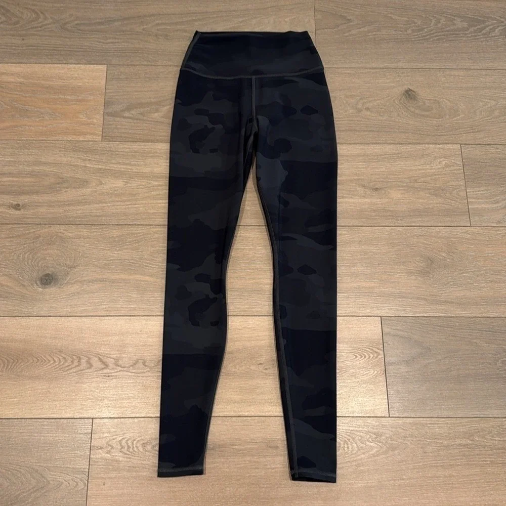ALO YOGA Black Camouflage High-Waist Camo Vapor Legging Active Workout‎ Size XS